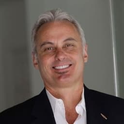 Dr David Vik